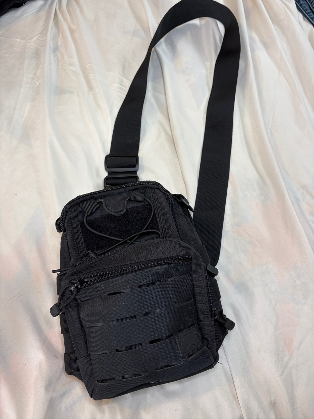 Wolf Tactical Edc Sling Bag - Concealed Carry Sling Pack Laser-Cut Molle